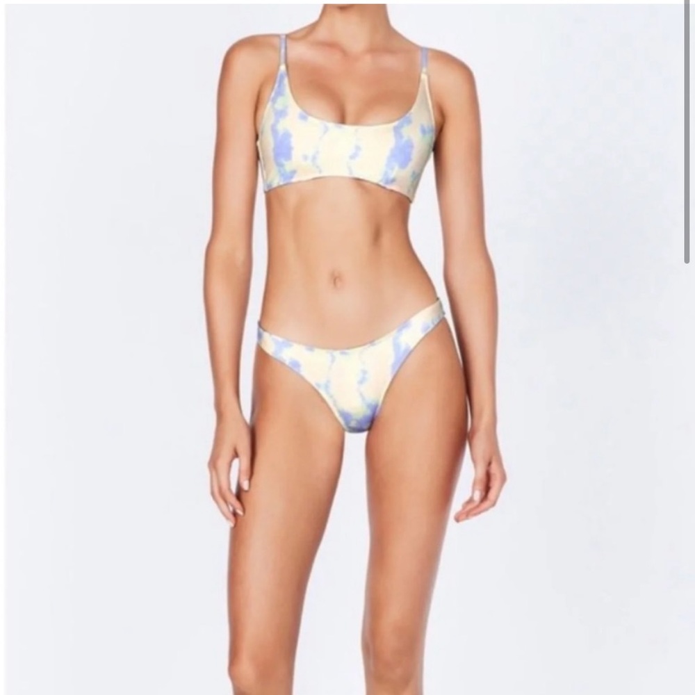Triangl Bikini